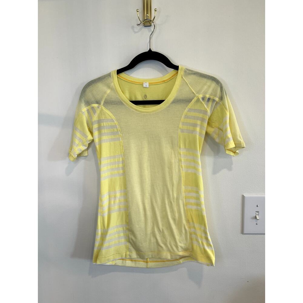 Lululemon Women’s Size 4 Yellow Striped Short Sleeve Athletic Running Top